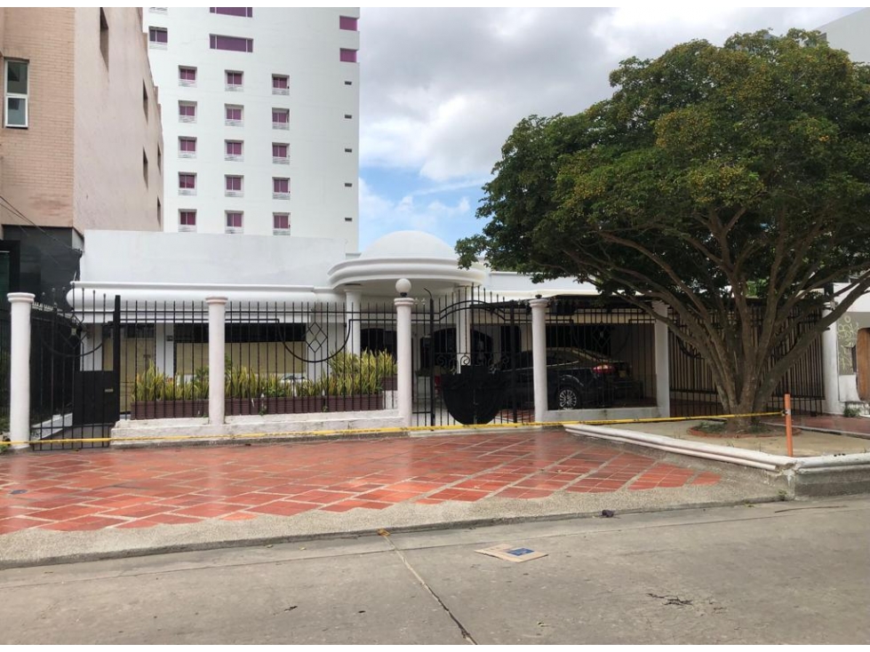ARRIENDO CASA COMERCIAL EN EL POBLADO - BARRANQUILLA