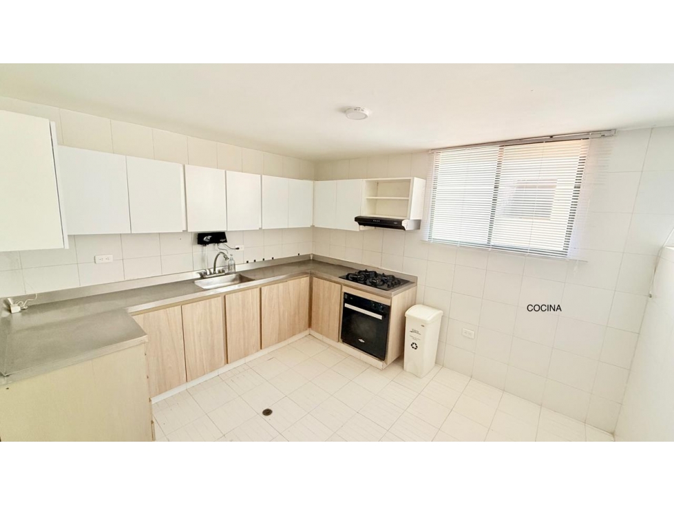 VENTA DE APARTAMENTO EN ALTOS DE RIOMAR - BARRANQUILLA
