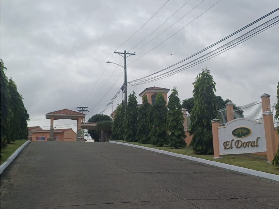 CASA RESIDENCIAL EL DORAL