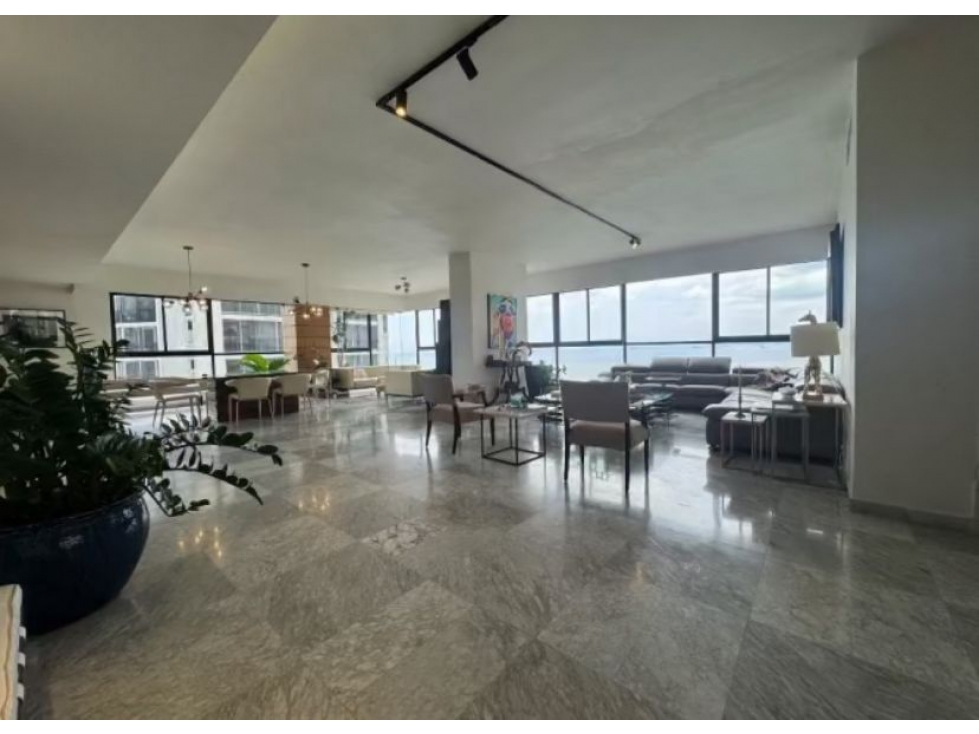 SE VENDE APARTAMENTO EN PUNTA PAITILLA