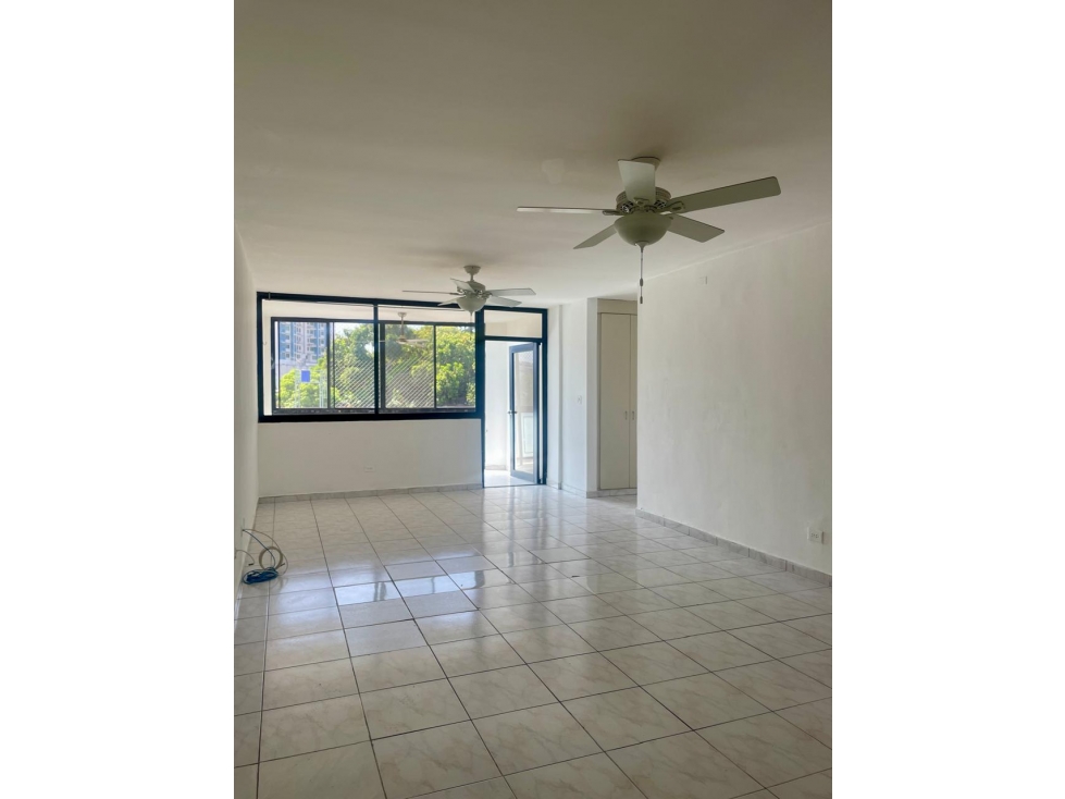 SE VENDE APARTAMENTO EN MANROY — foto 2