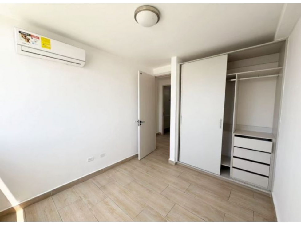 SE VENDE APARTAMENTO EN PH RESIDENCES — foto 4