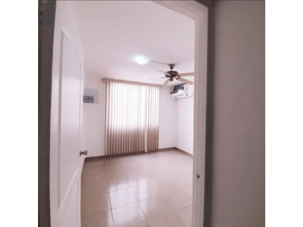 SE VENDE APARTAMENTO EN PH MYSTIC PARK — foto 6