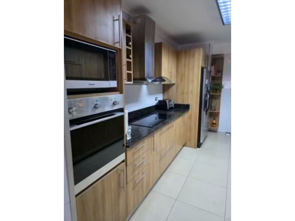 SE VENDE APARTAMENTO EN PH MACONDO — foto 4