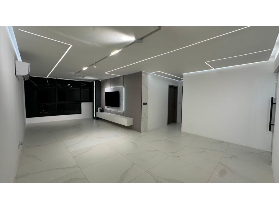 APARTAMENTO EN CIUDAD DE PANAMA REMODELADO