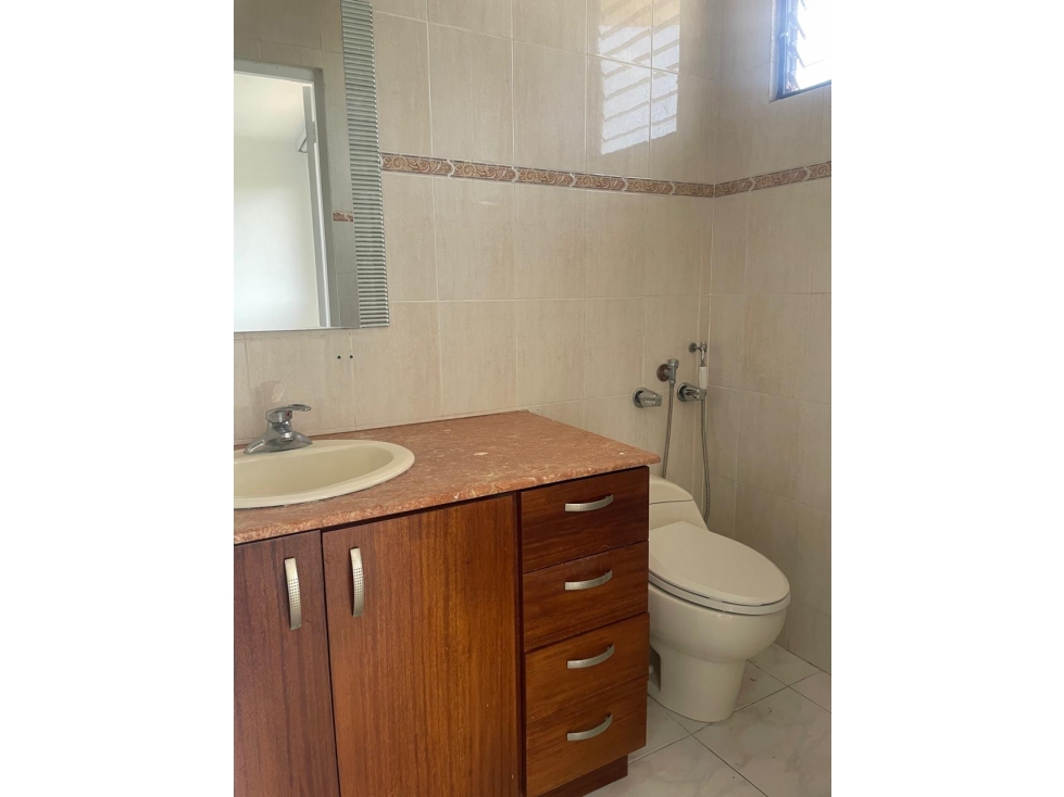 SE VENDE APARTAMENTO EN MANROY — foto 6