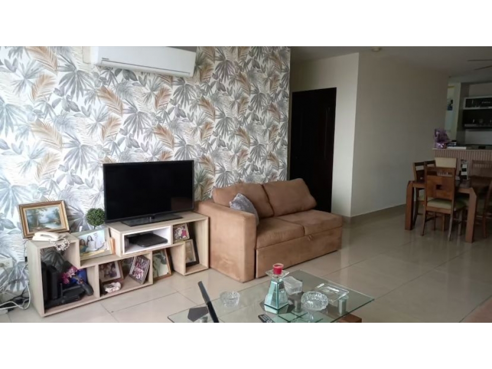 SE VENDE APARTAMENTO EN PH PACIFIC SUN
