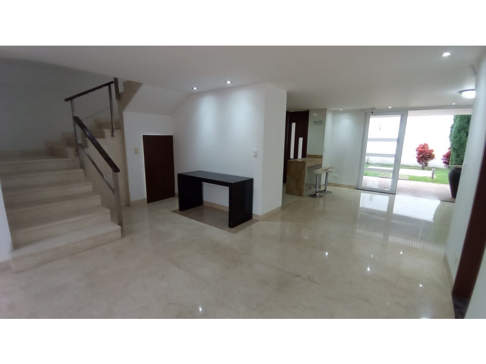 CASA EN VENTA PINARES PEREIRA — foto 3
