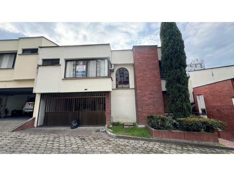 EXCLUSIVA CASA PARA REMODELAR A LA VENTA EN EL SECTOR DE LOS ALAMOS — foto 2