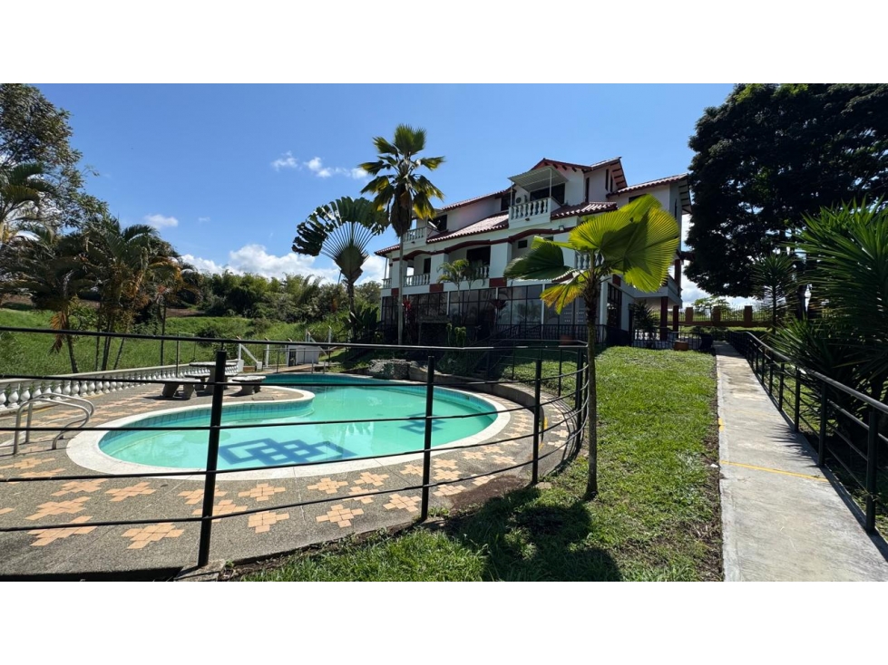 CASA CAMPESTRE PARA LA VENTA SECTOR CERRITOS PEREIRA