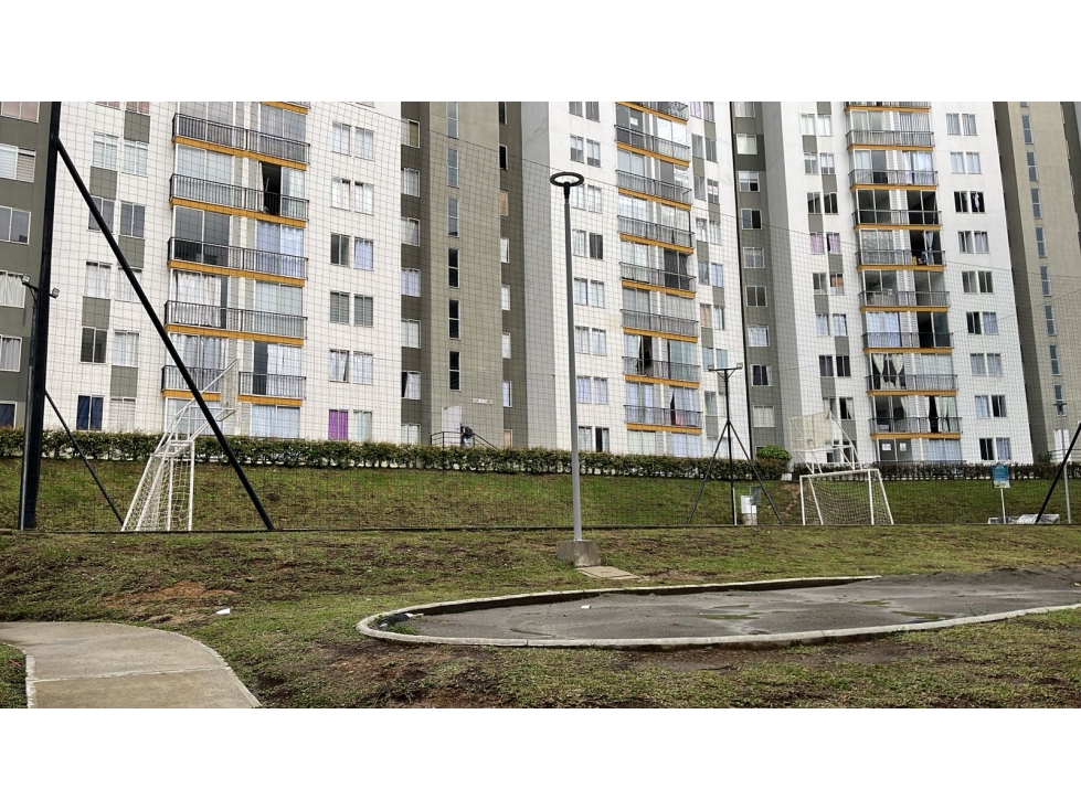 APARTAMENTO VENTA CENTRAL PARK DOSQUEBRADAS — foto 2