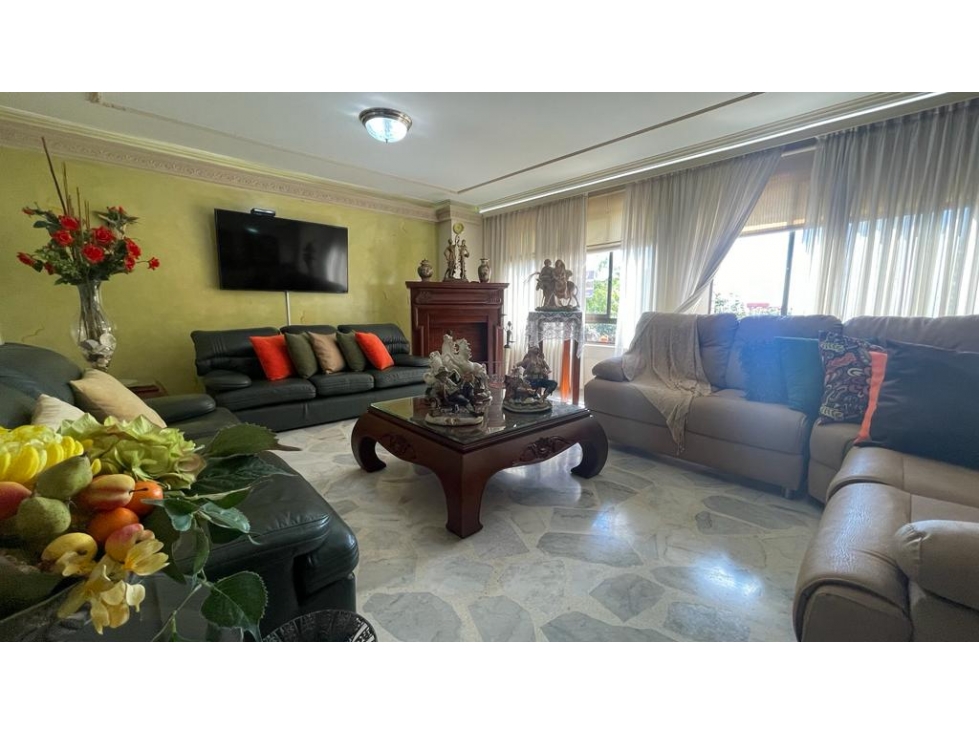 APARTAMENTO AMPLIO PARA LA VENTA SECTOR ALAMOS PEREIRA