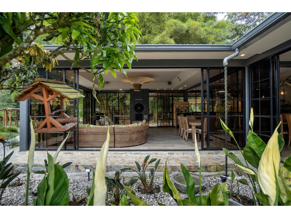 HOTEL CAMPESTRE PARA LA VENTA CASA DE RIÓ EN PEREIRA — foto 4