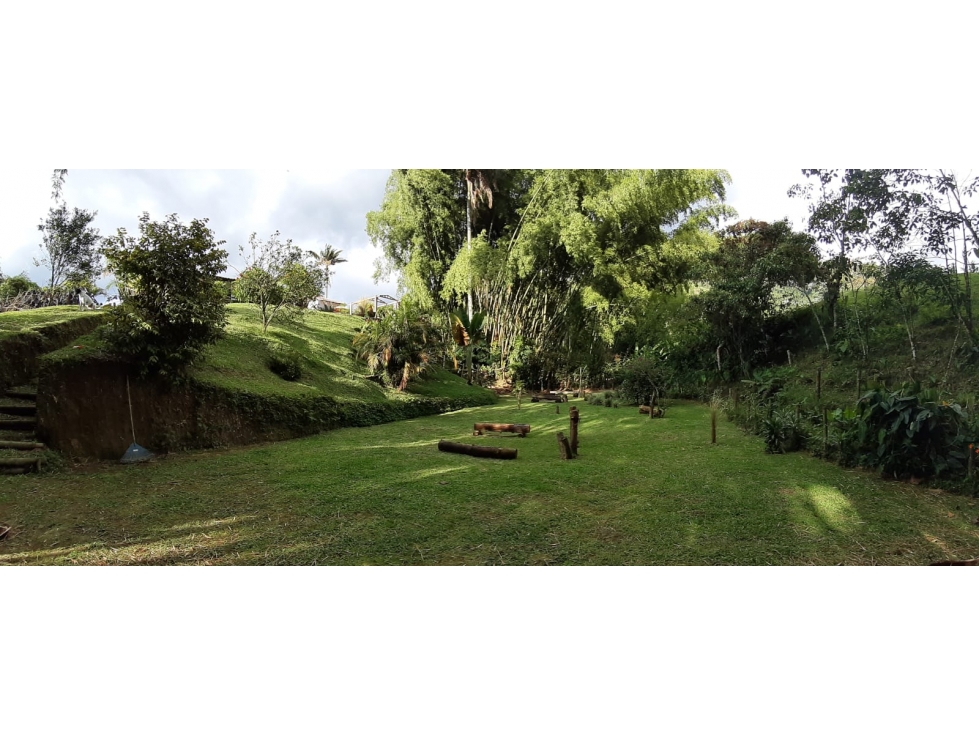 CASA DE CAMPO CON CABAÑAS PARA LA VENTA EN SANTA ROSA DE CABAL — foto 4