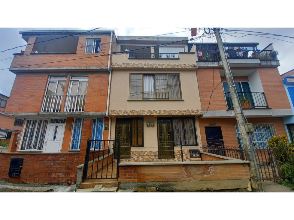 CASA EN VENTA SECTOR QUINTAS DEL BOSQUE DOSQUEBRADAS