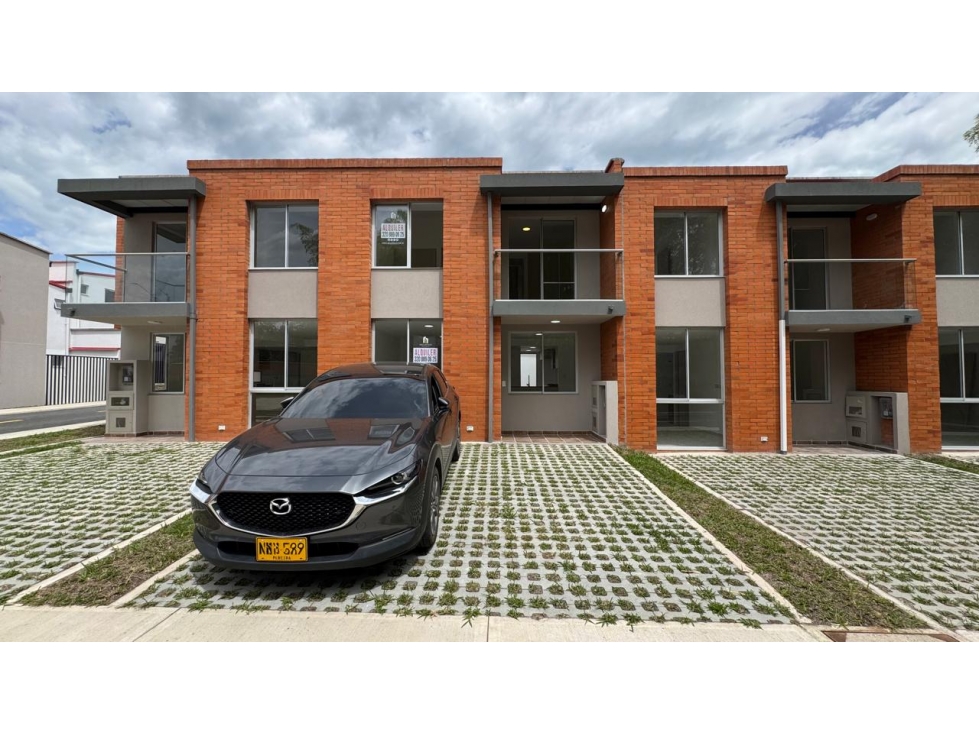 CASA PARA ESTRENAR EN VENTA GALICIA CERRITOS PEREIRA — foto 2