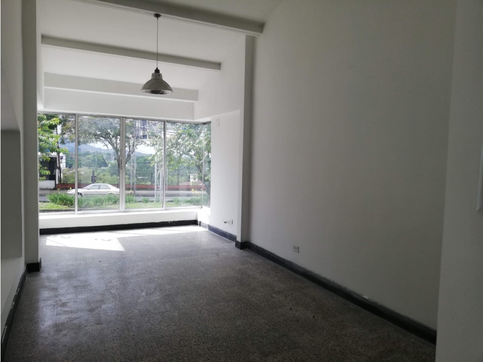 LOCAL EN ALQUILER AV 30 DE AGOSTO PEREIRA — foto 5