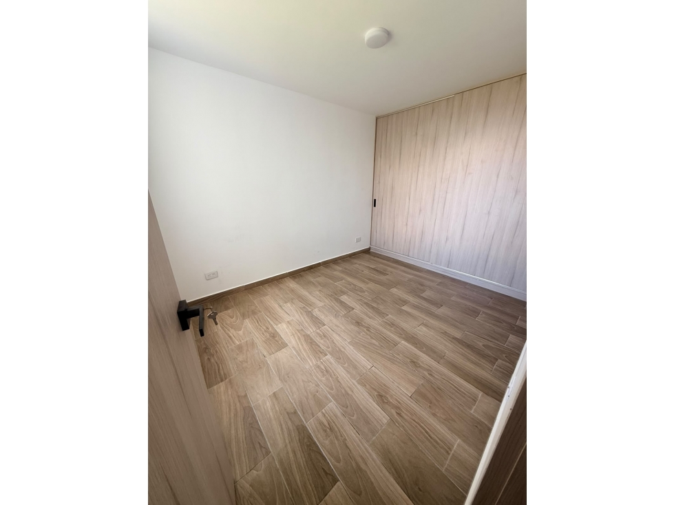 APARTAMENTO EN ALQUILER SAMARIA PEREIRA — foto 4