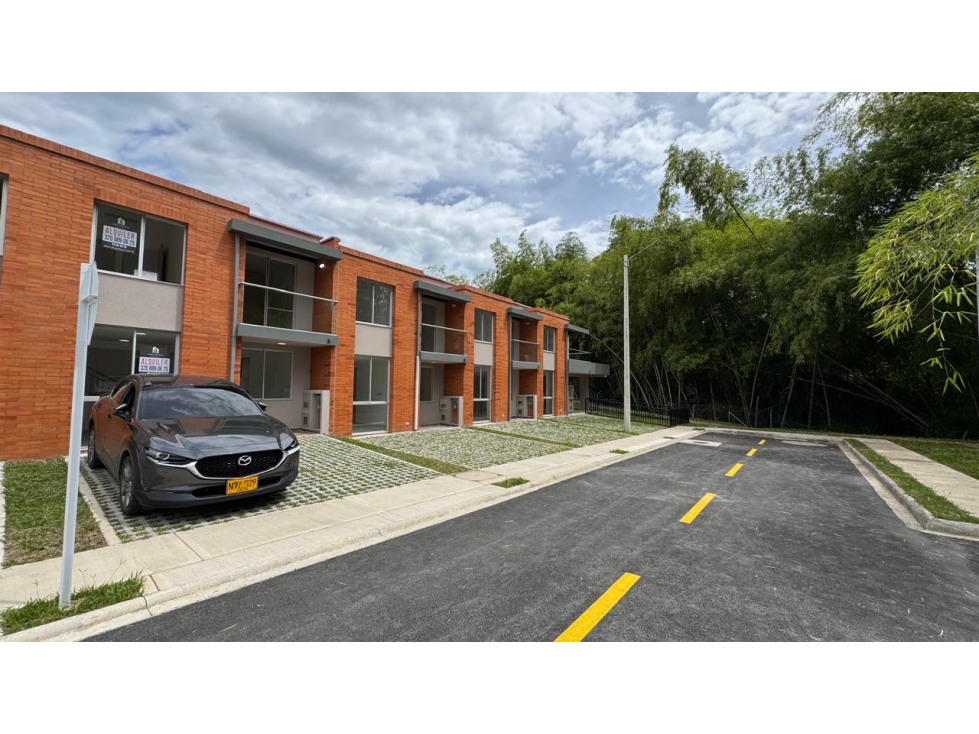 CASA PARA ESTRENAR EN VENTA GALICIA CERRITOS PEREIRA
