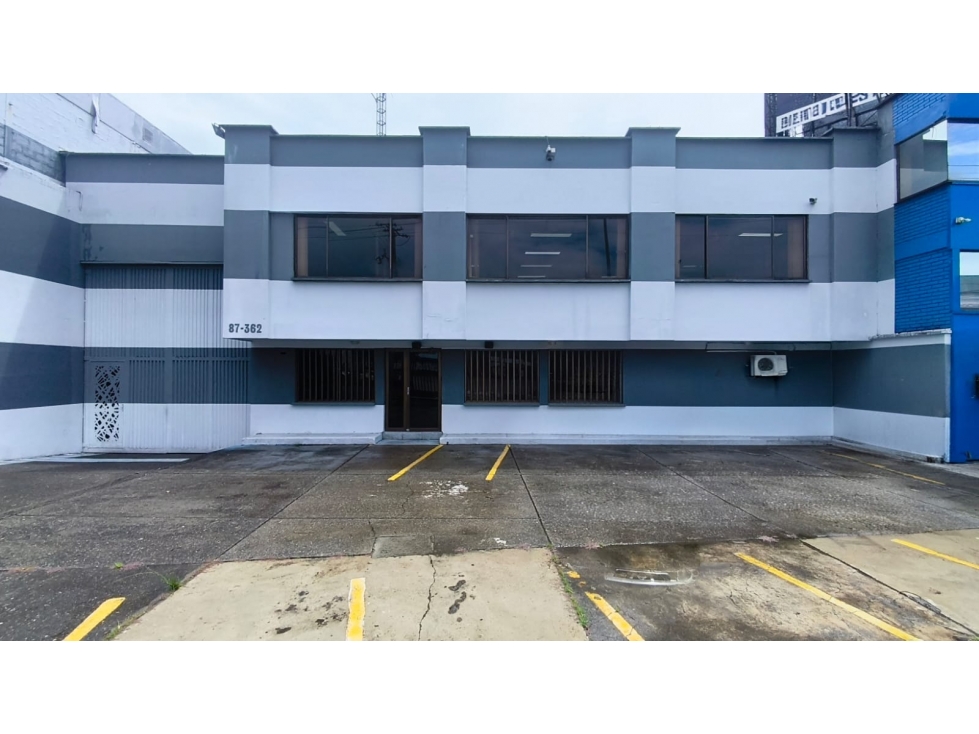 BODEGA EN ALQUILER Y VENTA AV 30 DE AGOSTO LA VILLA PEREIRA - 2