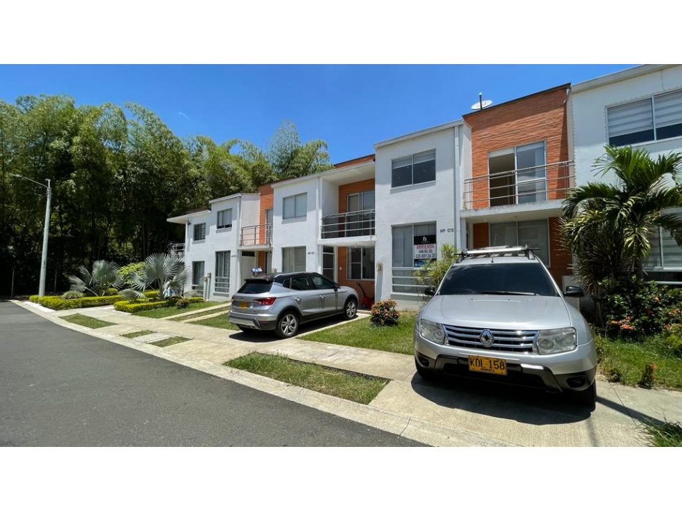 CASA EN VENTA EN CONJUNTO CERRADO SECTOR GALICIA CAMPESTRE PEREIRA