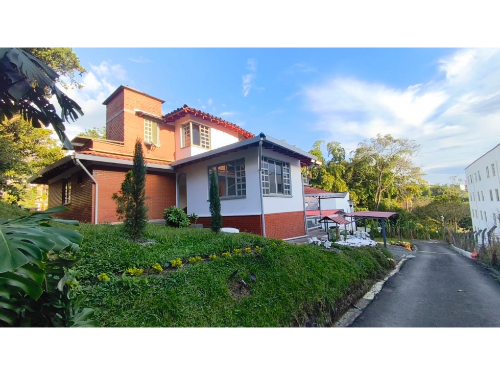 CASA EN VENTA ALTA PRADERA DOSQUEBRADAS