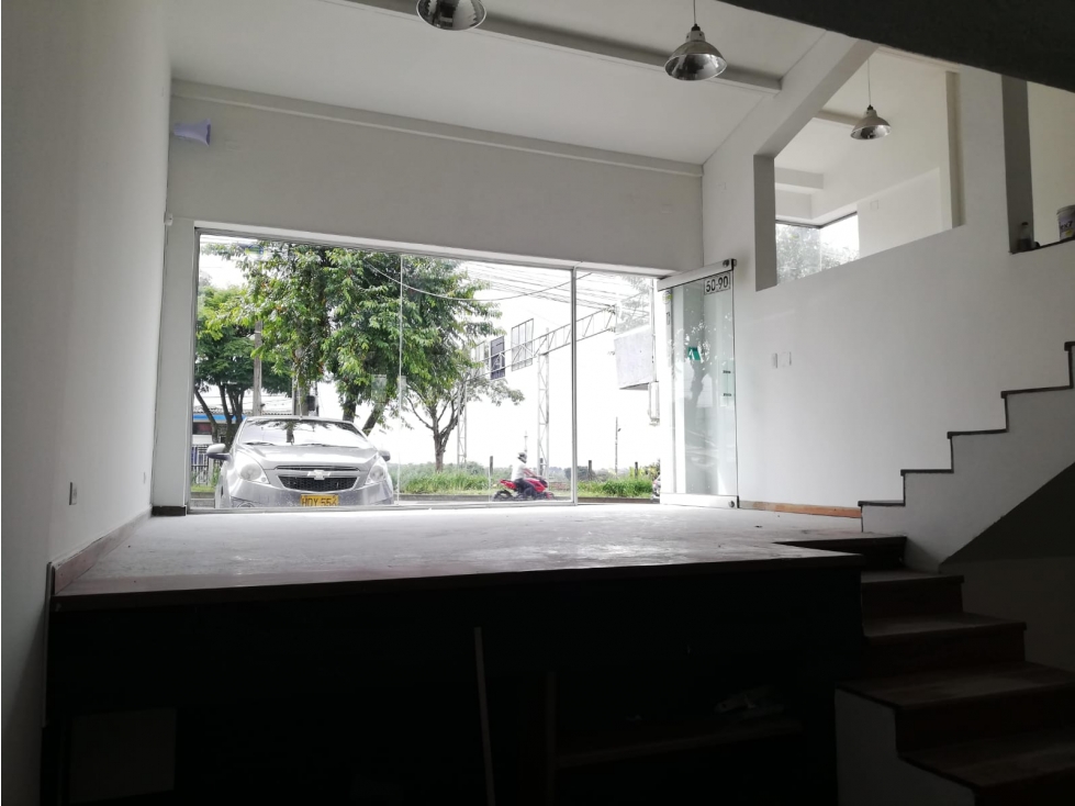 LOCAL EN ALQUILER AV 30 DE AGOSTO PEREIRA — foto 6