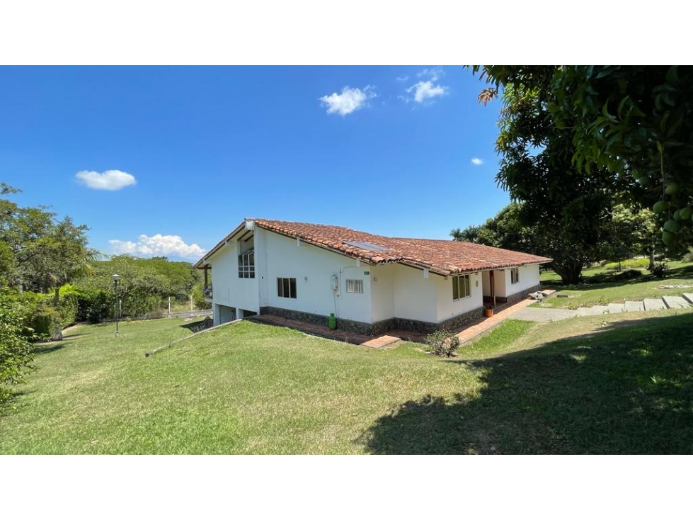 CASA DE CAMPO PARA LA VENTA SECTOR CERRITOS - PEREIRA