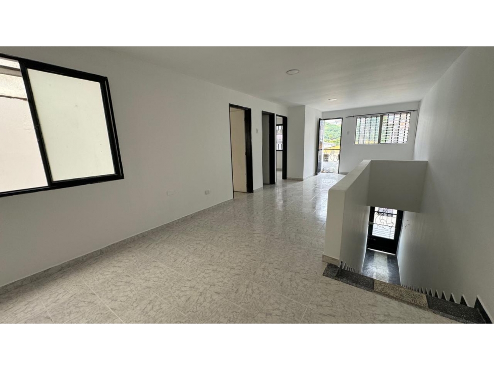 CASA CON RENTAS Y GARAJE PARA LA VENTA CENTRO DE PEREIRA — foto 6