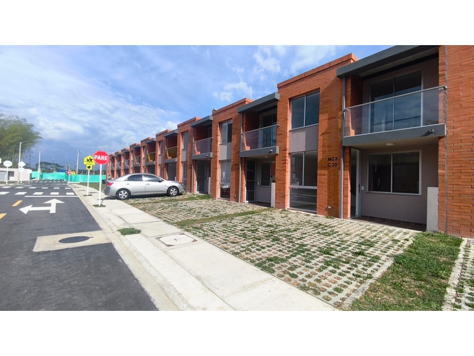 CASA PARA ESTRENAR EN VENTA GALICIA CERRITOS PEREIRA