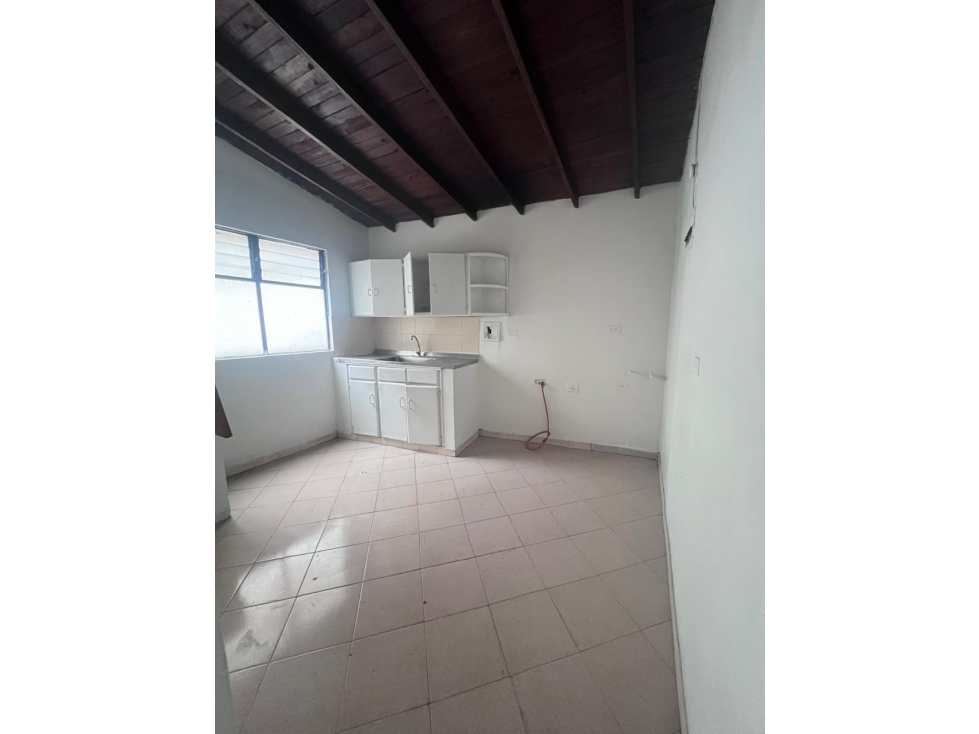 ¡Oportunidad de InversiÃ³n en Casa Lote. Sector La AmÃ©rica!