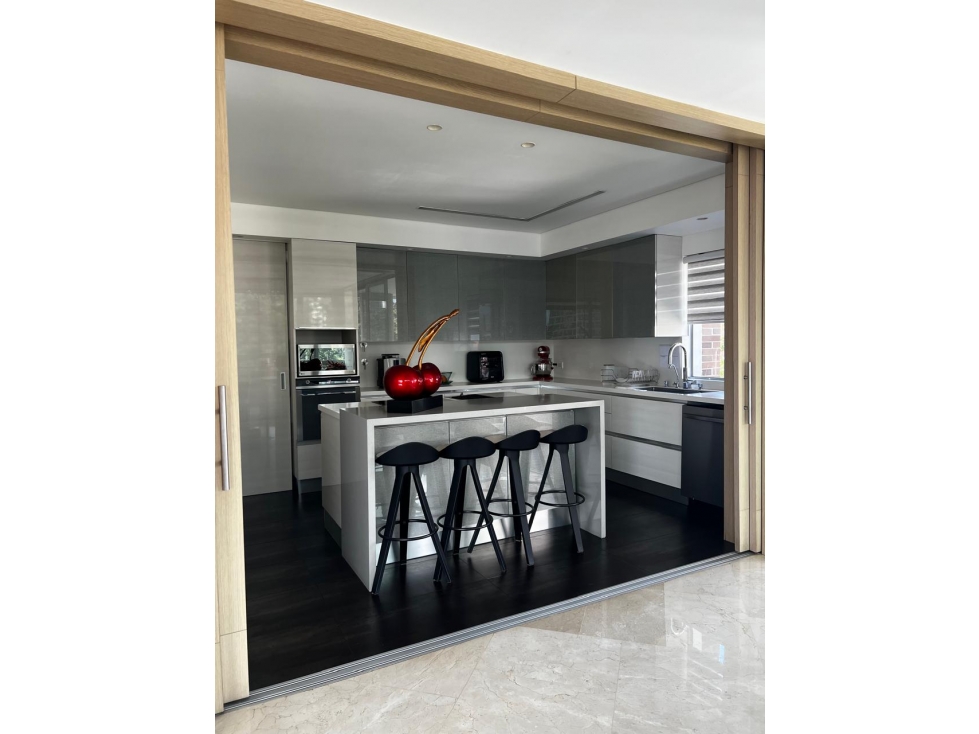 Apartamento en Venta en El Poblado - Loma de Los González — foto 3