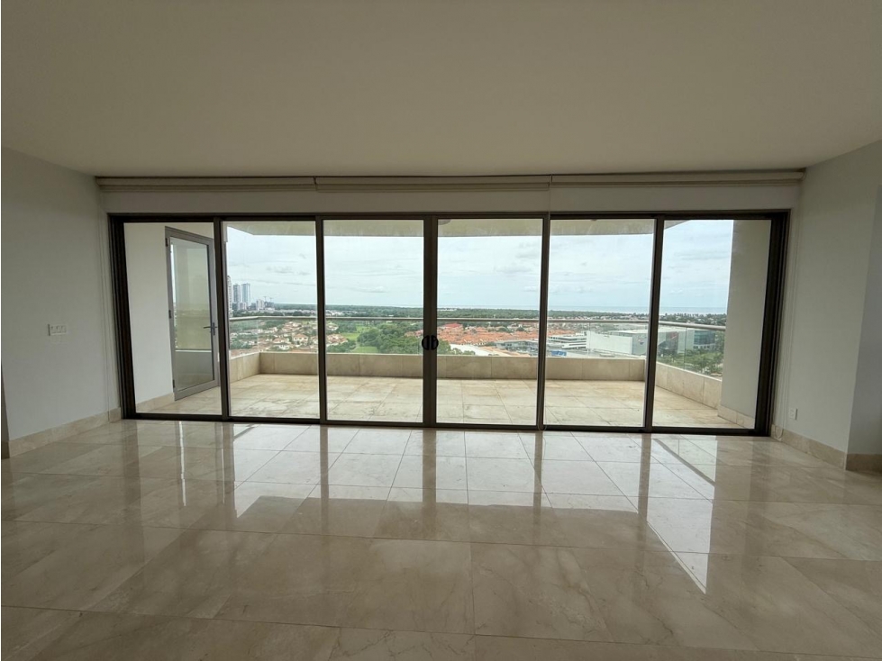 Venta - Apartamento en Greengarden, Santa Maria (CDP) — foto 2