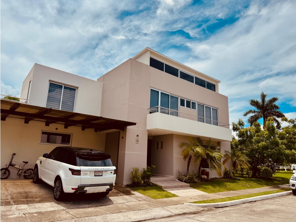 Venta - Casa en Villasur Residences, Costa Sur