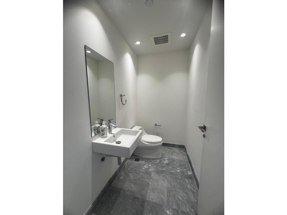 Venta - Apartamento en Upper East Tower, Costa del Este — foto 2