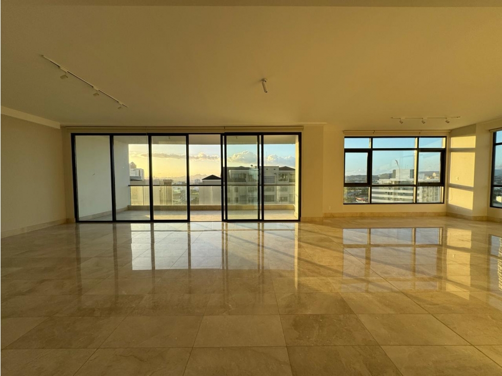 Venta - Apartamento en Albatross, Santa Maria (CD) — foto 2