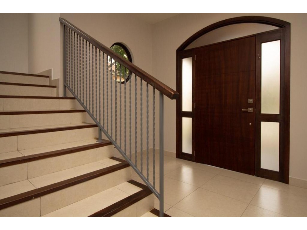 Venta | Alquiler - Casa en El Doral, Costa Sur — foto 2