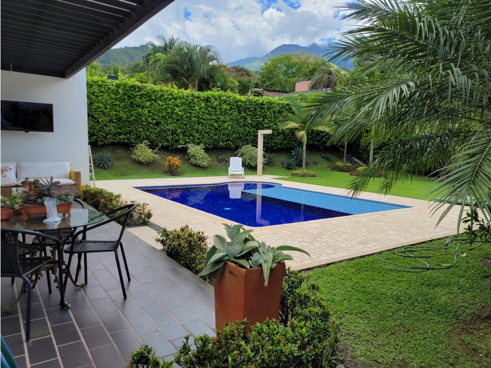 Casa de recreo independiente en parcelación San Jerónimo con piscina — foto 2