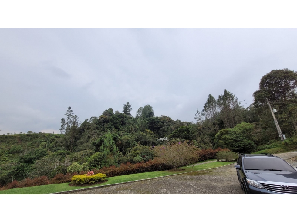 Casa en Venta Envigado Loma El Escobero vista a las montañas — foto 3