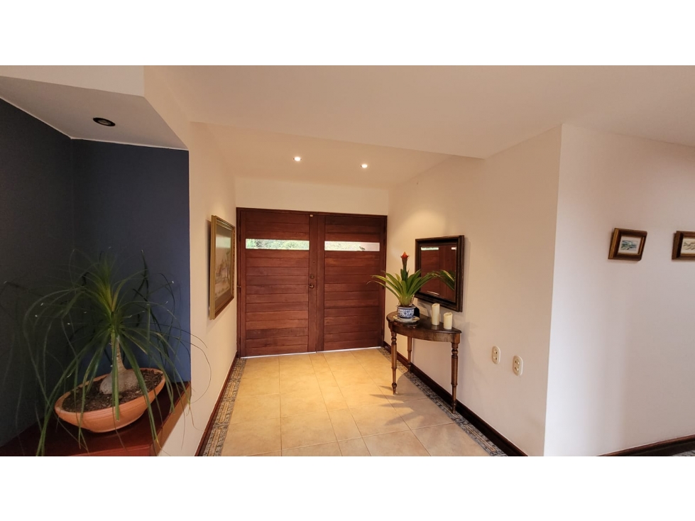 Casa en Venta Envigado Loma El Escobero vista a las montañas — foto 4