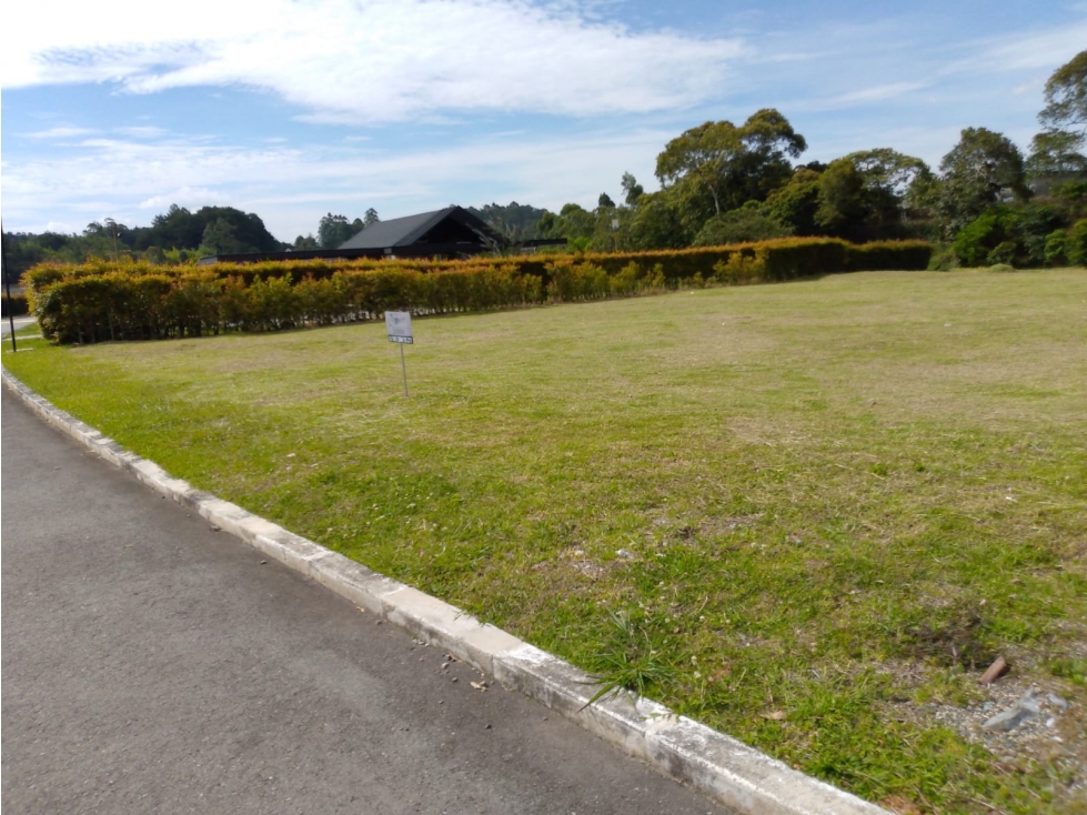 Lote en venta El Carmen de Viboral topografía plana