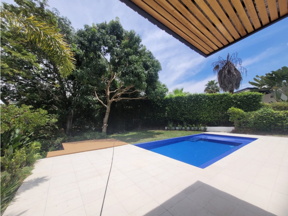 Casa Campestre en venta San Jerónimo en parcelación con piscina