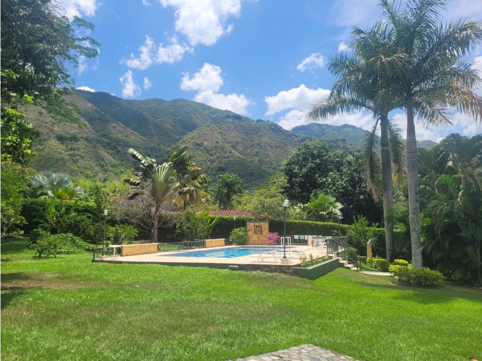 Casa finca en venta San Jerónimo Antioquia piscina y cancha privadas — foto 5