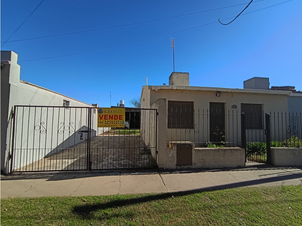 GEO VENDE CASA EN LAS PERDICES (Santa Rosa 31) - 1