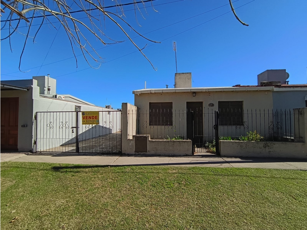 GEO VENDE CASA EN LAS PERDICES (Santa Rosa 31) - 2