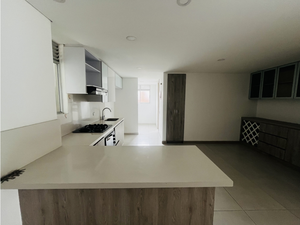 Apartamento en envigado sector plano — foto 2