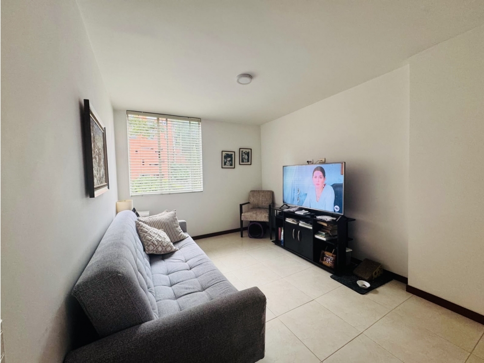Apartamento en envigado sector cumbres — foto 2