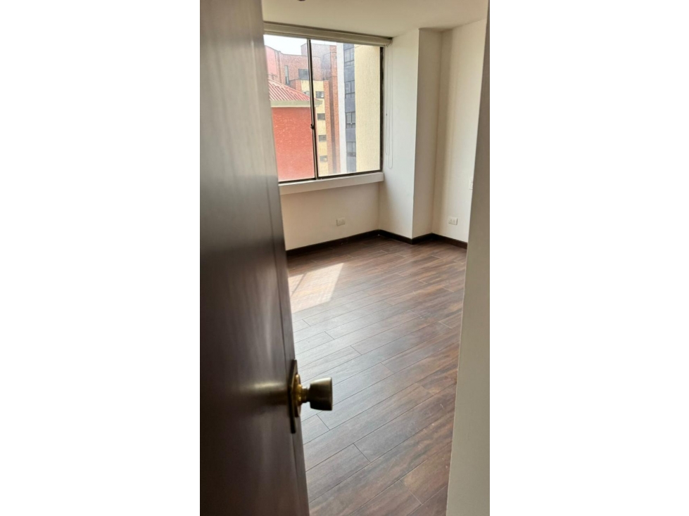 APARTAMENTO PARA ALQUILAR y VENTA - 4
