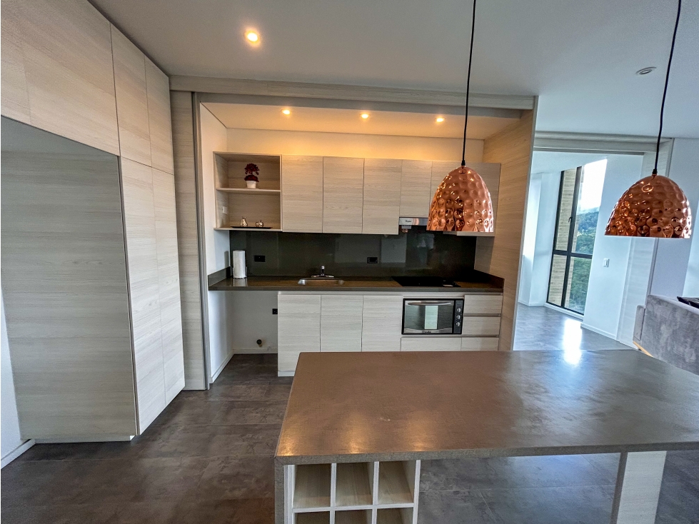 APARTAMENTO EN EL ALTO DE LAS PALMAS / ENVIGADO