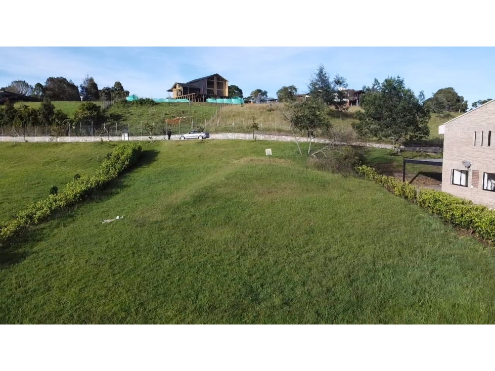 LOTE TOTALMENTE PLANO EN PARCELACION EN SAN PEDRO DE LOS MILAGROS — foto 4